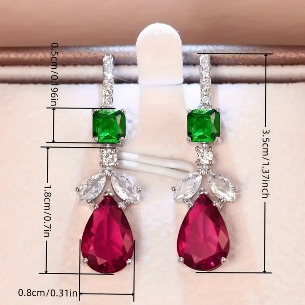 NEW! Elegant Green and Red Drop Earrings. A5-159 - Picture 5 of 6